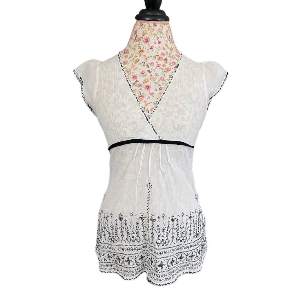Y2K twenty one white top medium